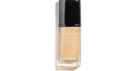 Chanel vitalumiere shade 30